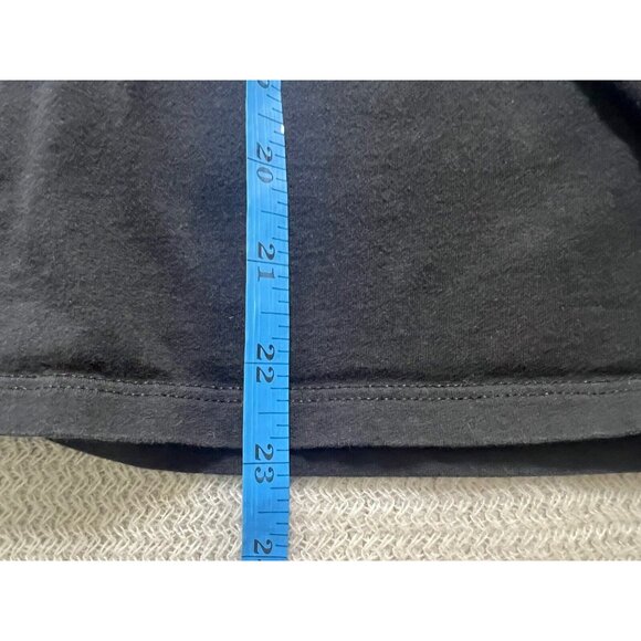 Girls Levi’s T-shirt size‎ Large Black Multi-colored Logo Red Tab - Picture 5 of 9